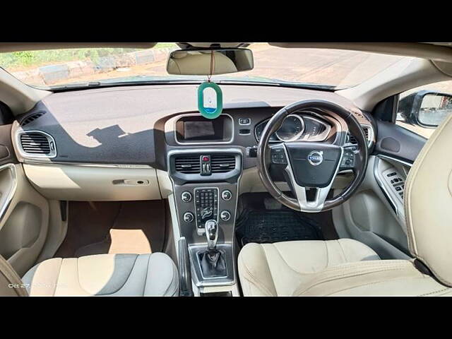 Used Volvo V40 Cross Country [2013-2016] D3 in Kolkata