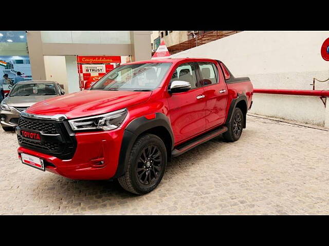 Used Toyota Hilux High 4X4 AT in Delhi