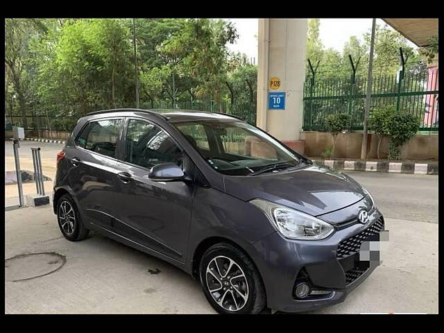 Used 2017 Hyundai Grand i10 in Delhi