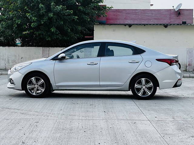 Used Hyundai Verna [2017-2020] SX (O) Anniversary Edition 1.6 CRDi in Lucknow