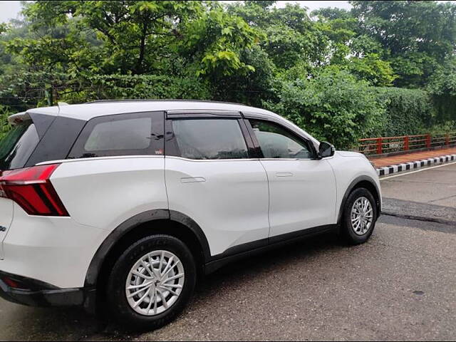 Used Mahindra XUV700 MX Petrol MT 5 STR [2021] in Delhi