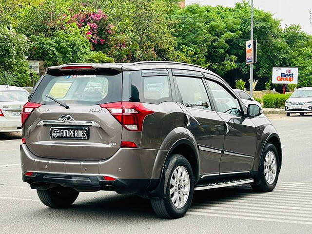 Used Mahindra XUV500 W11 in Delhi