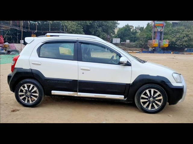 Used Toyota Etios Cross 1.4 GD in Delhi