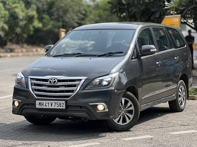 Used Toyota Innova [2013-2014] 2.5 VX 8 STR BS-III in Mumbai