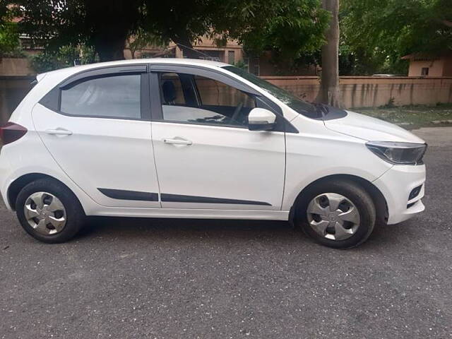 Used Tata Tiago [2016-2020] Revotorq XT (O) [2016-2019] in Delhi