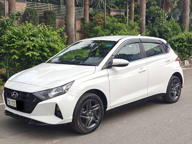 Used Hyundai i20 [2020-2023] Sportz 1.2 MT [2020-2023] in Delhi