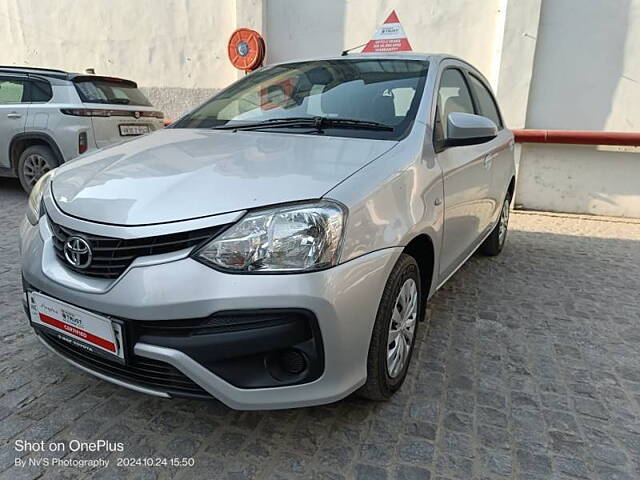 Used Toyota Etios Liva GX in Delhi