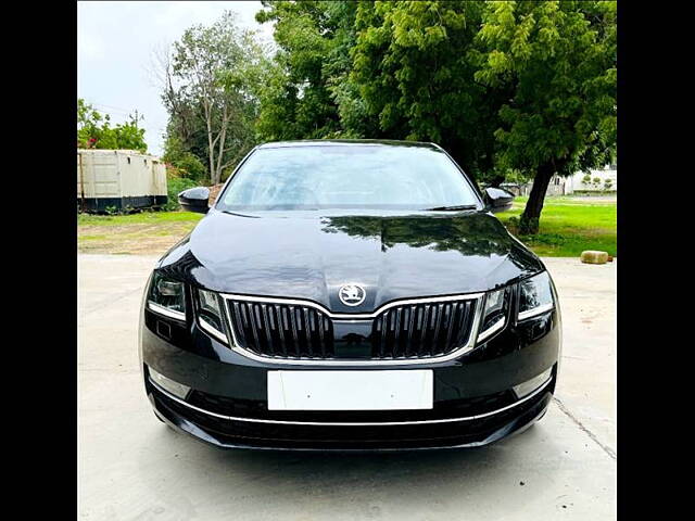 Used Skoda Octavia [2017-2021] 1.8 TSI Style Plus AT [2017] in Ahmedabad