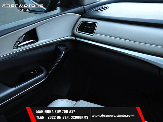 Used Mahindra XUV700 AX 7 Petrol AT 7 STR [2021] in Kolkata