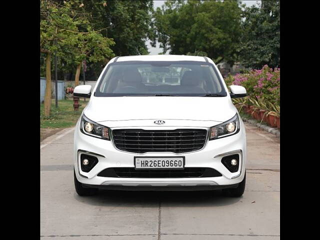 Used 2021 Kia Carnival in Delhi