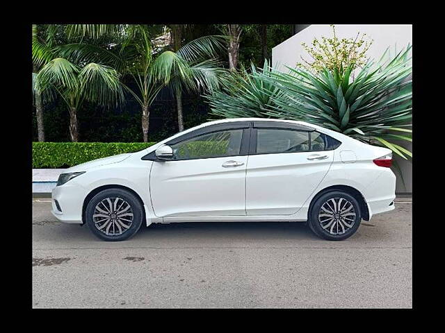 Used Honda City 4th Generation V Petrol in Delhi