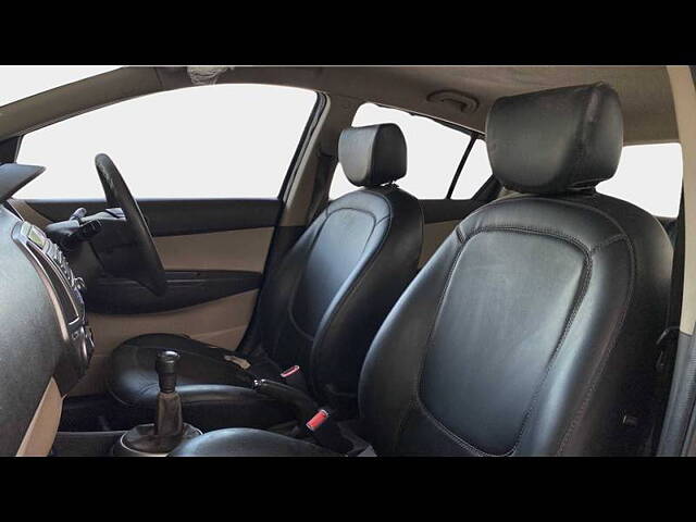 Used Hyundai i20 [2010-2012] Magna 1.2 in Ahmedabad