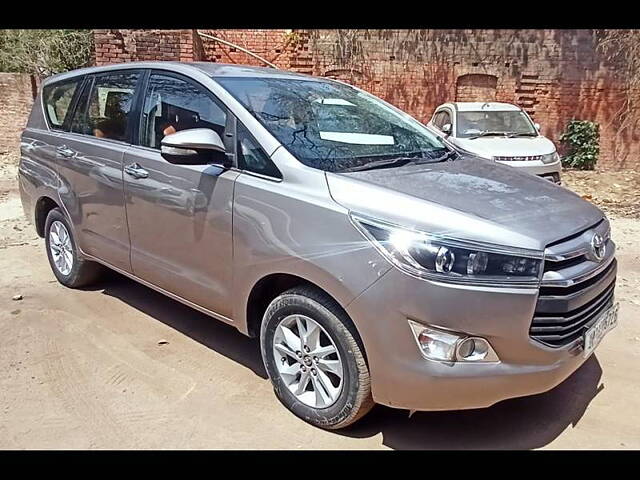 Used Toyota Innova Crysta [2016-2020] 2.4 V Diesel in Kanpur