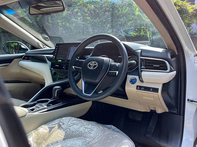 Used Toyota Camry Hybrid in Delhi