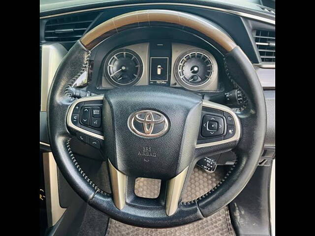 Used Toyota Innova Crysta [2016-2020] 2.8 ZX AT 7 STR [2016-2020] in Kanpur