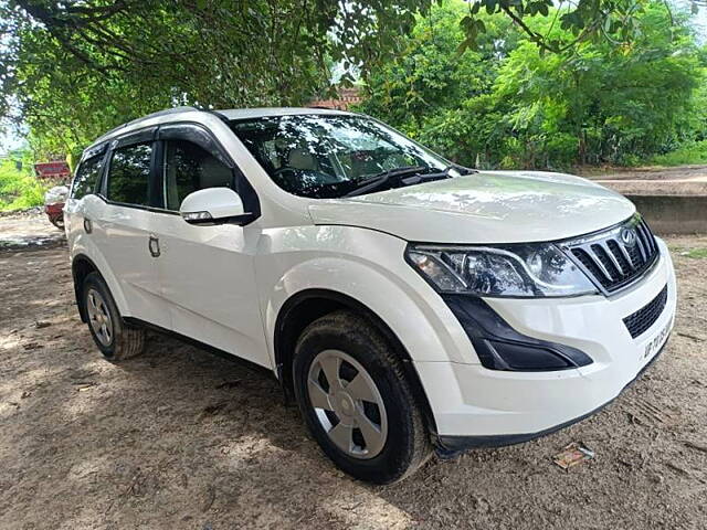 Used 2017 Mahindra XUV500 in Lucknow