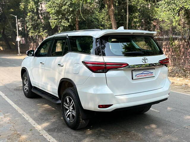 Used Toyota Fortuner 4X2 AT 2.7 Petrol in Delhi