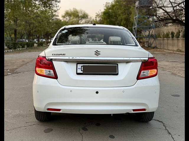 Used Maruti Suzuki Dzire ZXi CNG in Delhi