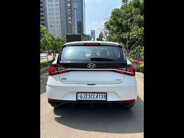 Used Hyundai i20 [2020-2023] Asta 1.2 IVT in Ahmedabad