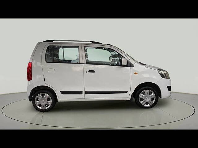 Used Maruti Suzuki Wagon R 1.0 [2014-2019] VXI in Ahmedabad