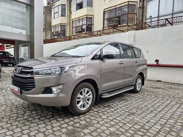 Used Toyota Innova Crysta [2016-2020] 2.4 G 8 STR [2016-2017] in Delhi