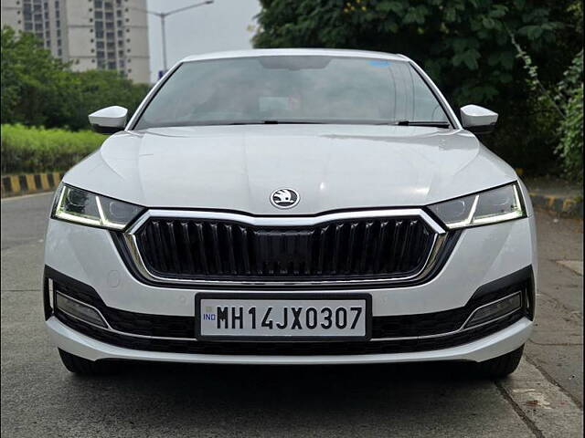 Used 2022 Skoda Octavia in Mumbai