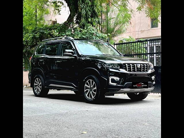 Used Mahindra Scorpio N Z8 L Petrol AT 7 STR [2022] in Delhi