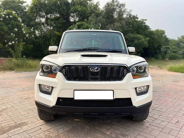 Used 2015 Mahindra Scorpio in Delhi