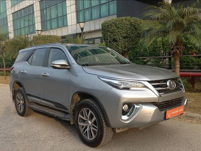 Used Toyota Fortuner [2016-2021] 2.8 4x4 AT [2016-2020] in Delhi