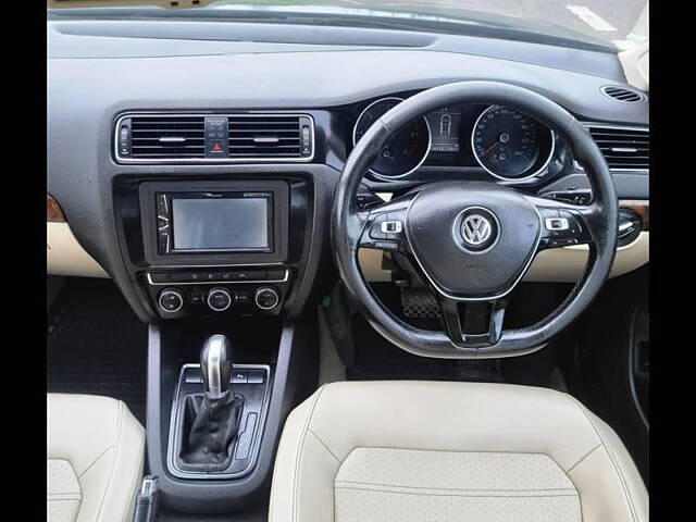 Used Volkswagen Jetta Highline TDI AT in Surat