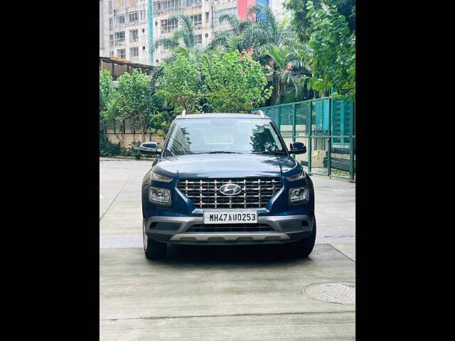 Used 2020 Hyundai Venue in Mumbai