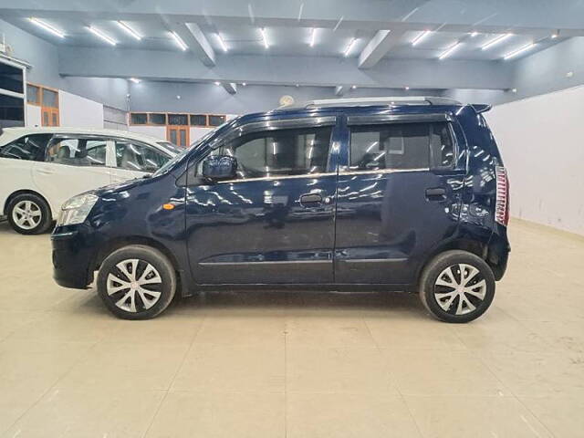 Used Maruti Suzuki Wagon R 1.0 [2014-2019] VXI AMT in Kanpur