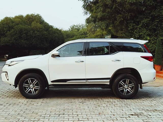 Used Toyota Fortuner [2016-2021] 2.8 4x2 AT [2016-2020] in Delhi