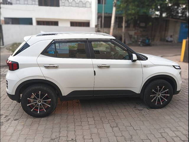 Used Hyundai Venue [2022-2023] SX 1.2 Petrol in Jalandhar