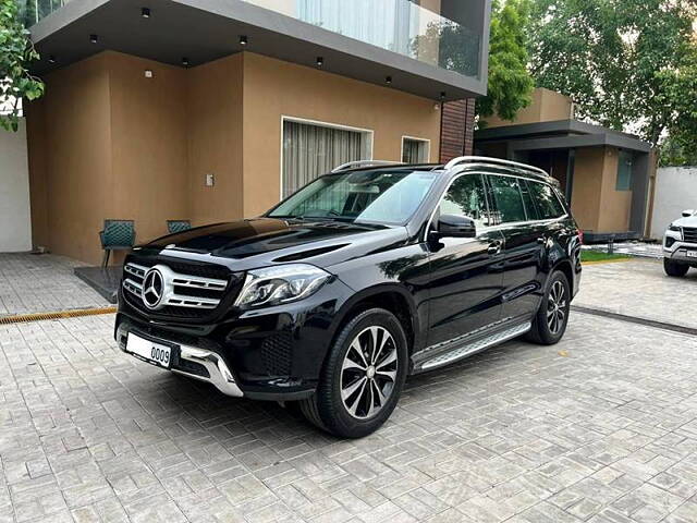 Used Mercedes-Benz GLS [2016-2020] 400 4MATIC in Delhi