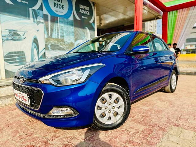 Used Hyundai i20 [2012-2014] Sportz 1.2 in Ahmedabad