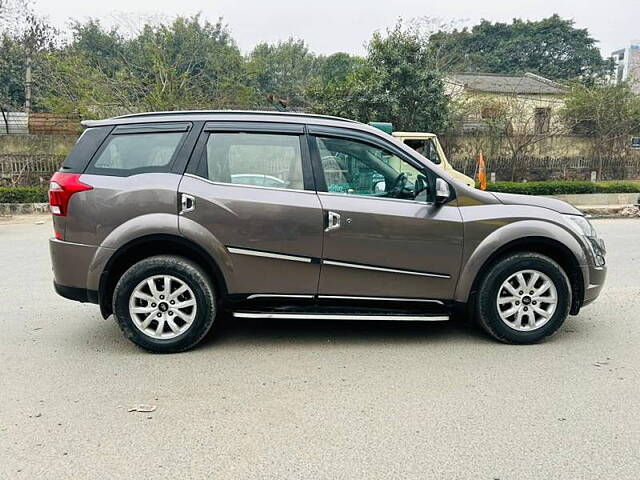 Used Mahindra XUV500 W11 in Delhi