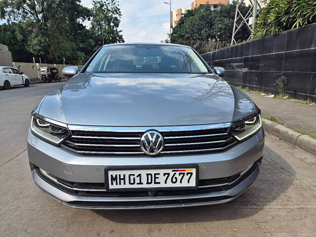 Used Volkswagen Passat Highline in Pune