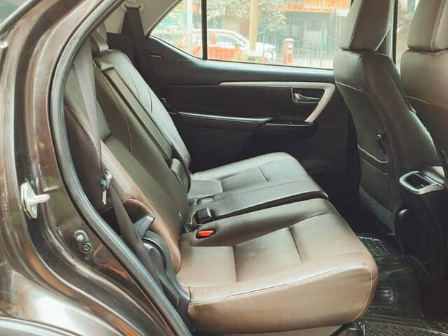 Used Toyota Fortuner [2016-2021] 2.8 4x2 MT [2016-2020] in Delhi