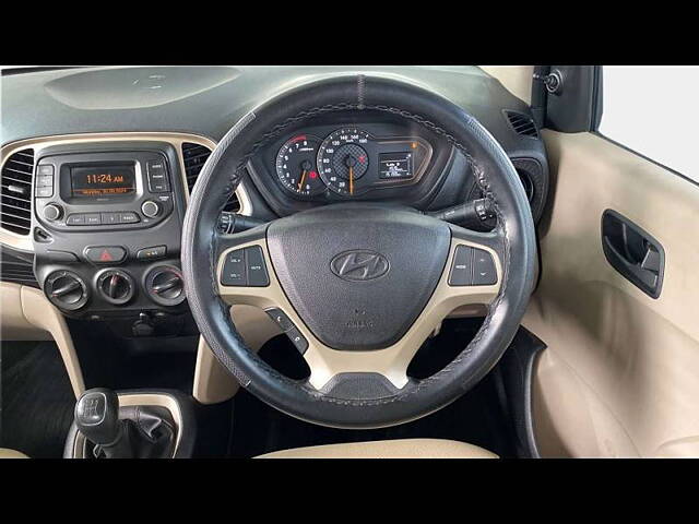 Used Hyundai Santro Magna in Ahmedabad