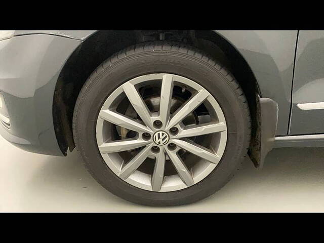 Used Volkswagen Vento [2015-2019] Highline Plus 1.5 AT (D) 16 Alloy in Mumbai