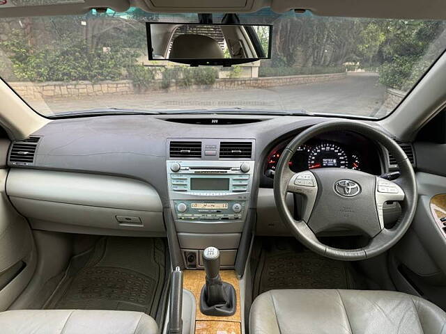 Used Toyota Camry [2002-2006] V4 MT in Hyderabad