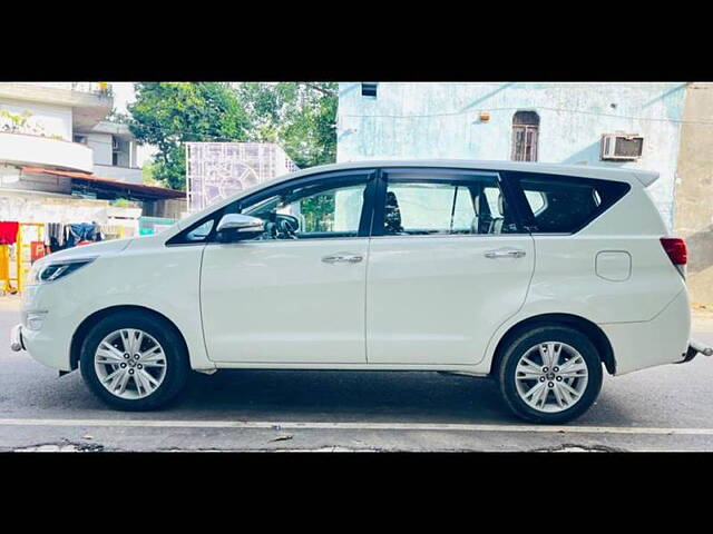 Used Toyota Innova Crysta [2016-2020] 2.8 ZX AT 7 STR [2016-2020] in Kanpur