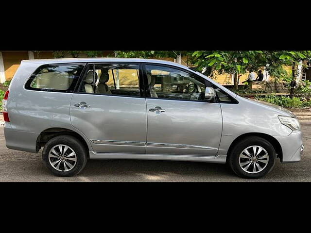 Used Toyota Innova [2013-2014] 2.5 VX 7 STR BS-III in Mumbai