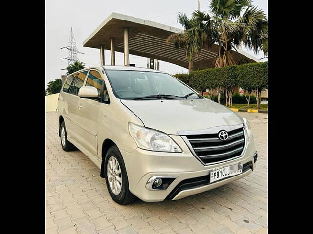 Used 2013 Toyota Innova in Kharar