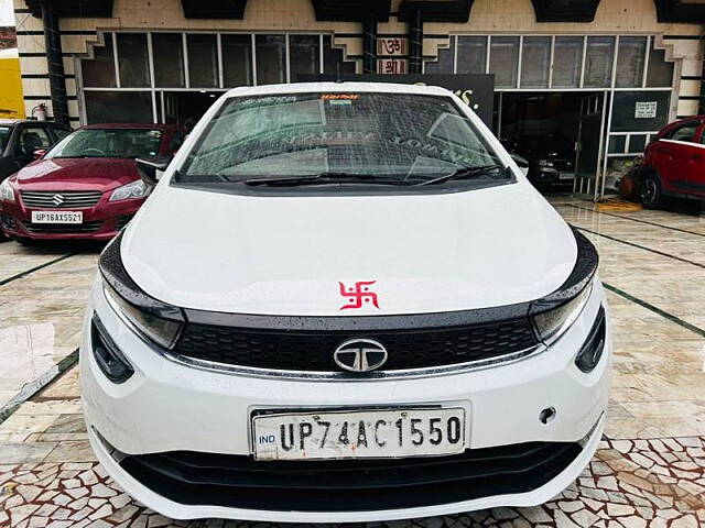 Used 2020 Tata Altroz in Kanpur