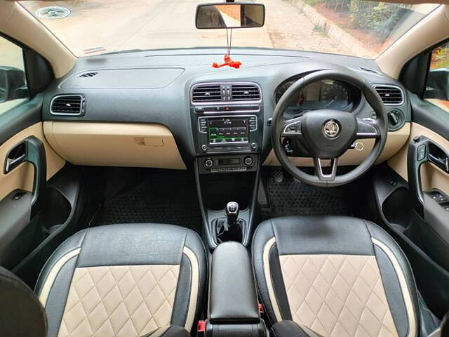 Used Skoda Rapid [2015-2016] 1.6 MPI Ambition in Hyderabad