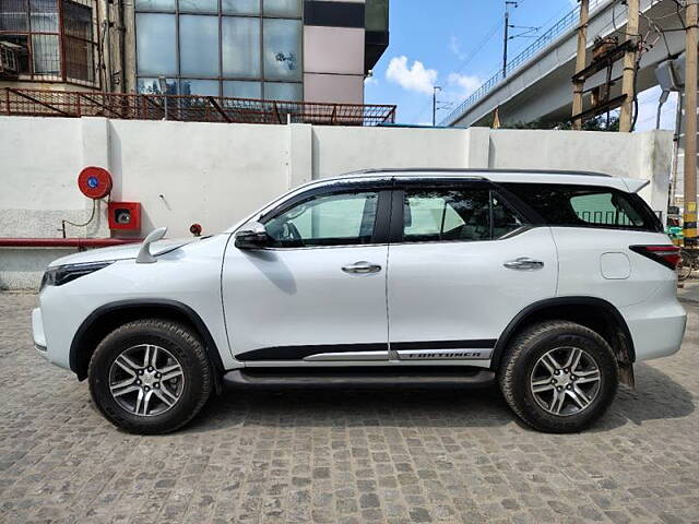 Used Toyota Fortuner 4X2 AT 2.7 Petrol in Delhi