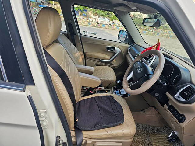 Used Mahindra TUV300 [2015-2019] T8 AMT in Mumbai