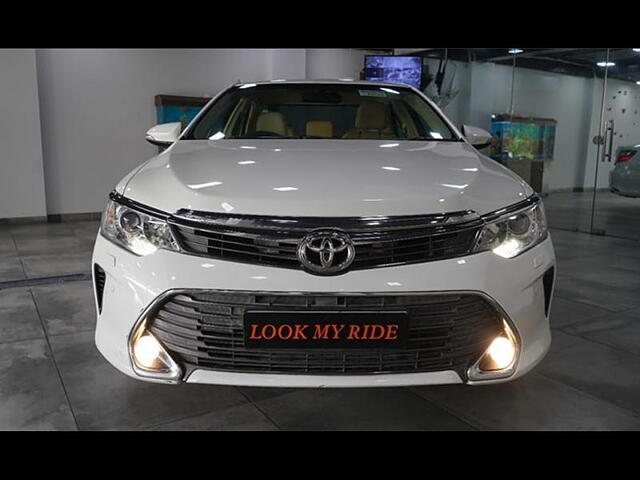 Used 2015 Toyota Camry in Delhi